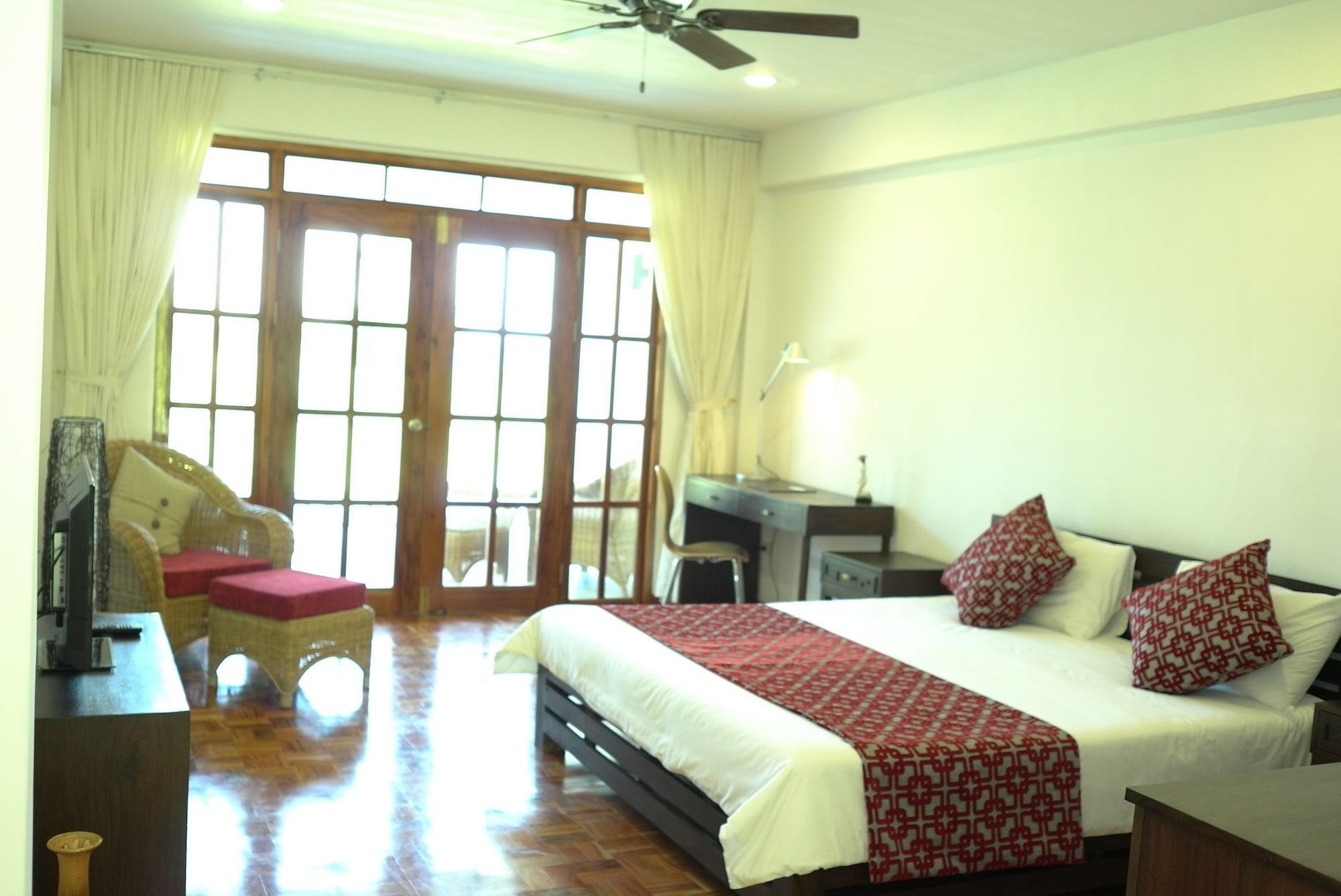 Sea Dream Resorts Dauin Bagian luar foto
