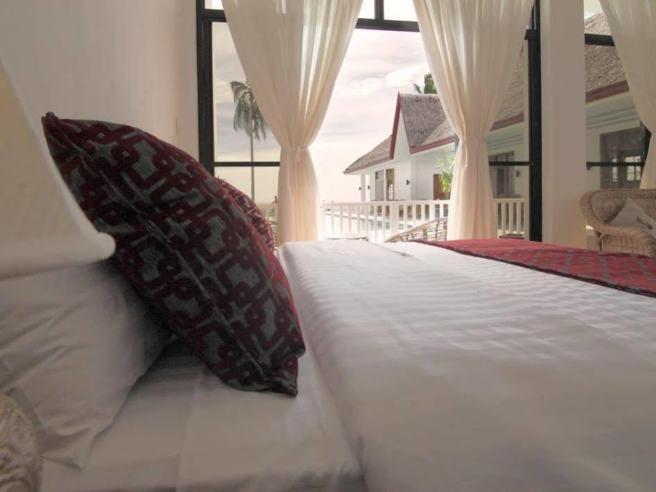 Sea Dream Resorts Dauin Bagian luar foto